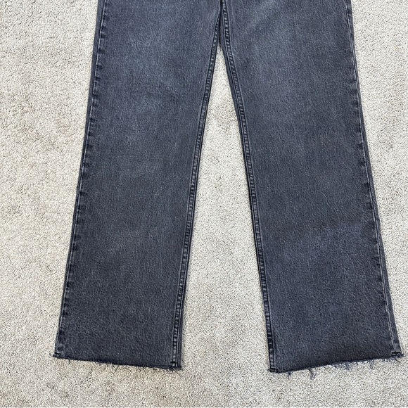 Abercrombie & Fitch Women’s The Baggy Low Rise Jeans Raw Hem in Black 25/0R - Picture 5 of 16